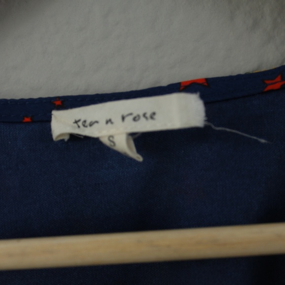 Tea n Rose Star Print Zip Up Sheath Dress - Picture 3 of 5